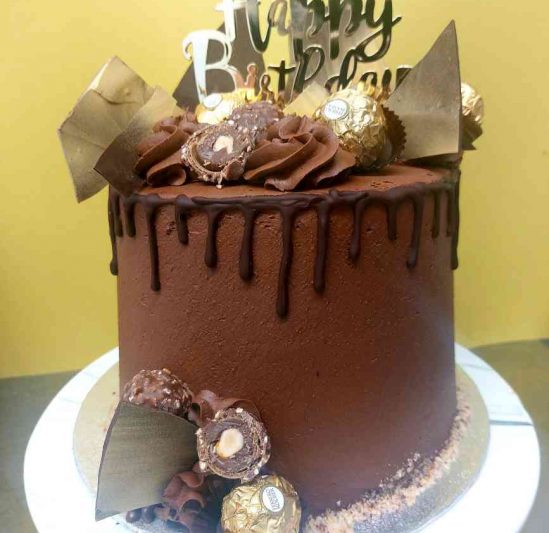 Good as gold chocolate cake - True Confections